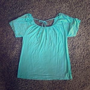 Old Navy women’s shirt